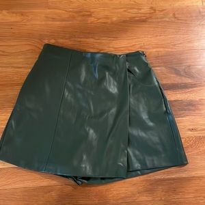 NWT Jason Wu green faux leather skort